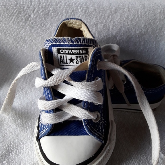Converse sneakers😀😀😀Infants size 4 - Picture 7 of 7